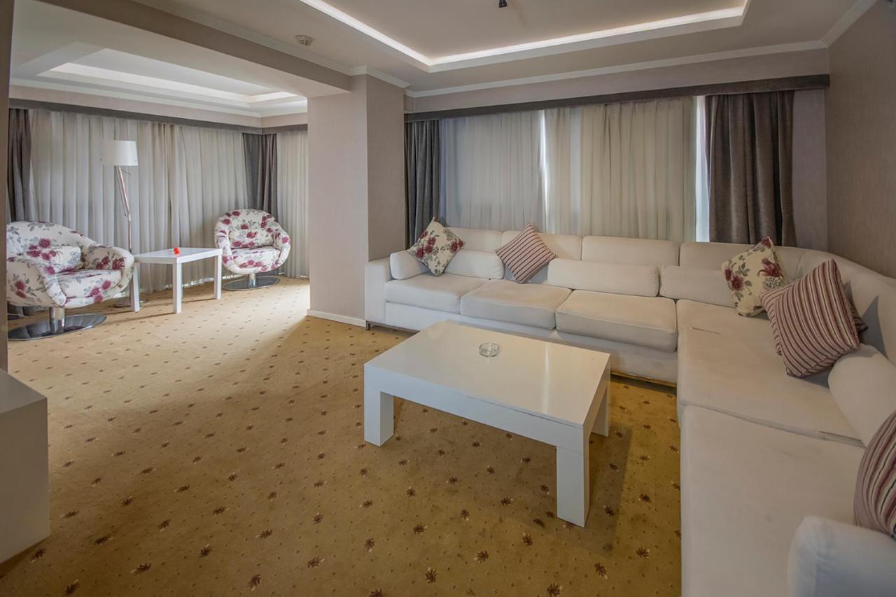 Nk Hotel อิซมีร์ ภายนอก รูปภาพ